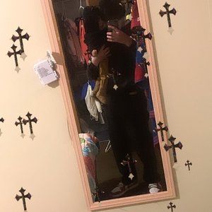 Meet your Posher, Cesar